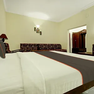 3* Hotel Collection O Paulson Park